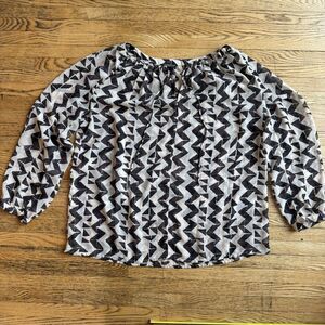 Lucky Brand Sheer Blouse Top Sz M Black Cream Chevron V-Neck Peasant Boho Office
